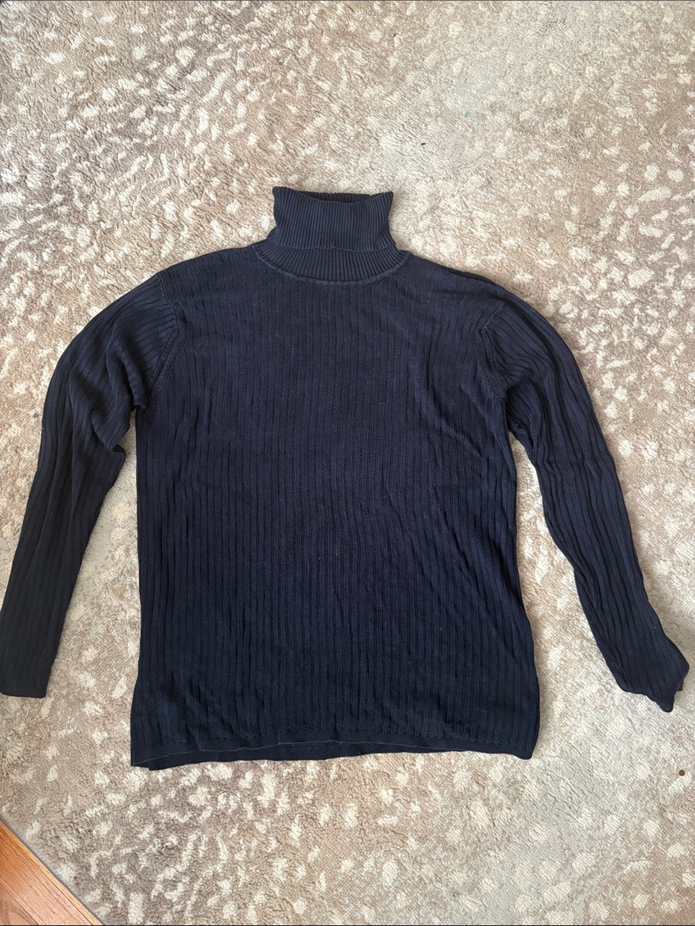 100% silk navy ribbed turtleneck size medium
